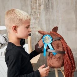 Little Dutch || Djeco Verkoopwinkel -Little Dutch || Djeco Verkoopwinkel by astrup by astrup rozetten voor stokpaarden 1