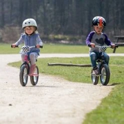 Kinderfietshelm - Twinkle Stars - Coconuts Helmets -Little Dutch || Djeco Verkoopwinkel coconuts helmets kinderfietshelm twinkle stars coc 3