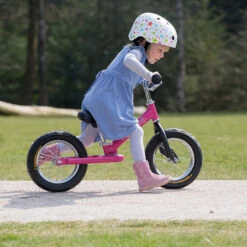 Kinderfietshelm - Twinkle Stars - Coconuts Helmets -Little Dutch || Djeco Verkoopwinkel coconuts helmets kinderfietshelm twinkle stars coc 4