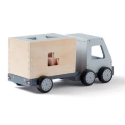 Kid's Concept Vrachtwagen Vormenstoof Aiden - Kids Concept 11 Kid's Concept Vrachtwagen Vormenstoof Aiden - Kids Concept -Little Dutch || Djeco Verkoopwinkel kids concept vrachtwagen vormenstoof aiden kids co 4