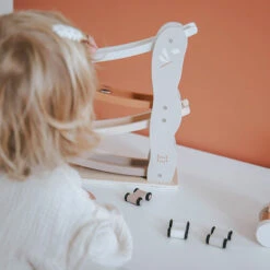 Label Label Autobaan Nougat -Little Dutch || Djeco Verkoopwinkel label label label label autobaan nougat 5