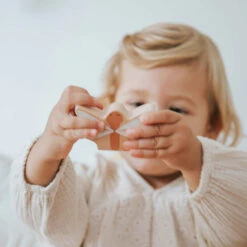 Label Label Stapeltoren Nougat -Little Dutch || Djeco Verkoopwinkel label label label label stapeltoren nougat 3