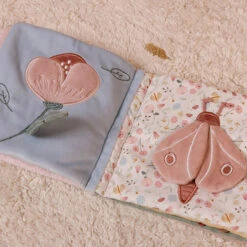 Little Dutch Activiteitenboekje Flowers & Butterflies -Little Dutch || Djeco Verkoopwinkel little dutch little dutch activiteitenboekje flowe 4