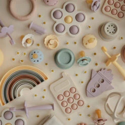 Mushie Pop It Speelgoed Telefoon Cambridge Blue -Little Dutch || Djeco Verkoopwinkel mushie mushie pop it speelgoed telefoon cambridge 3