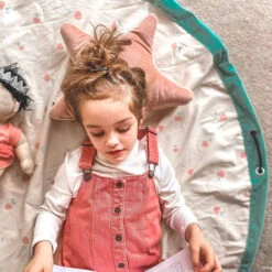 Play And Go Speelmat En Opbergzak Cherry Love -Little Dutch || Djeco Verkoopwinkel play and go play and go speelmat en opbergzak cher 6