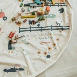 Play And Go Speelmat En Opbergzak Farm -Little Dutch || Djeco Verkoopwinkel play and go play and go speelmat en opbergzak farm 3