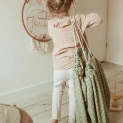 Play And Go Speelmat En Opbergzak Organic Grid Green 16 Play And Go Speelmat En Opbergzak Organic Grid Green -Little Dutch || Djeco Verkoopwinkel play and go play and go speelmat en opbergzak orga 13