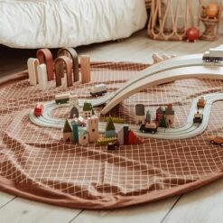 Play And Go Speelmat En Opbergzak Organic Grid Brown -Little Dutch || Djeco Verkoopwinkel play and go play and go speelmat en opbergzak orga 20