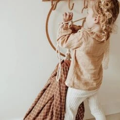 Play And Go Speelmat En Opbergzak Organic Grid Brown -Little Dutch || Djeco Verkoopwinkel play and go play and go speelmat en opbergzak orga 23