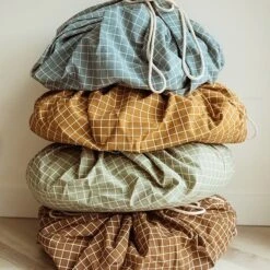 Play And Go Speelmat En Opbergzak Organic Grid Brown -Little Dutch || Djeco Verkoopwinkel play and go play and go speelmat en opbergzak orga 26