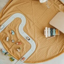 Play And Go Speelmat En Opbergzak Organic Grid Mustard 13 Play And Go Speelmat En Opbergzak Organic Grid Mustard -Little Dutch || Djeco Verkoopwinkel play and go play and go speelmat en opbergzak orga 29