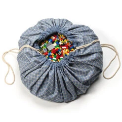 Play And Go Speelmat En Opbergzak Organic Grid Blue -Little Dutch || Djeco Verkoopwinkel play and go play and go speelmat en opbergzak orga 7