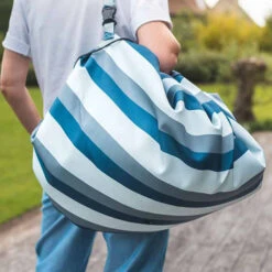 Play And Go Speelmat Opbergzak Outdoor Blue/Green Stripes -Little Dutch || Djeco Verkoopwinkel play and go play and go speelmat opbergzak outdoor 5