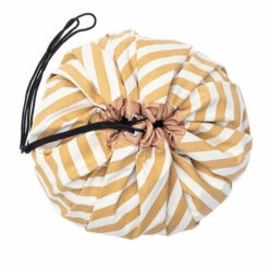 Speelmat En Opbergzak Stripes Mustard - Play & Go -Little Dutch || Djeco Verkoopwinkel play and go speelmat en opbergzak stripes mustard 2