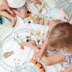 Speelmat En Opbergzak - Train - Play And Go 10 Speelmat En Opbergzak - Train - Play And Go -Little Dutch || Djeco Verkoopwinkel play and go speelmat en opbergzak train play and g 2