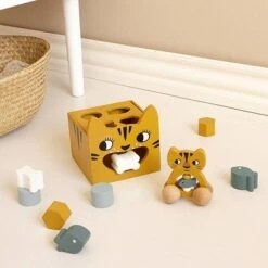 Roommate Vormenstoof Tiger