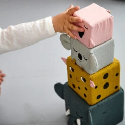 Stapelblokken Jungle Life - Roommate -Little Dutch || Djeco Verkoopwinkel roommate stapelblokken jungle life roommate 2