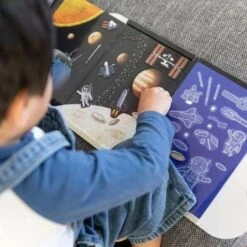 Tiger Tribe Magneetboek - Space Explorer -Little Dutch || Djeco Verkoopwinkel tiger tribe tiger tribe magneetboek space explorer 2